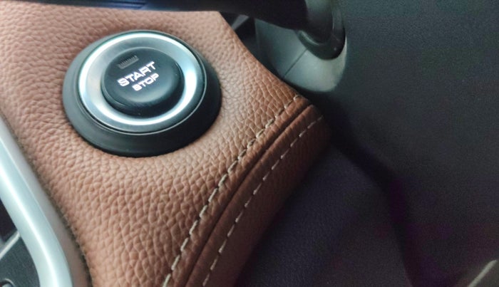 2021 MG HECTOR PLUS SHARP 1.5 PETROL TURBO CVT 6-STR, Petrol, Automatic, 29,432 km, Keyless Start/ Stop Button