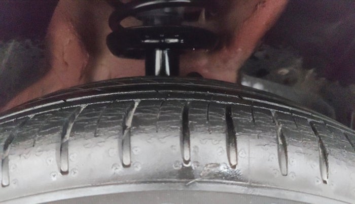 2021 MG HECTOR PLUS SHARP 1.5 PETROL TURBO CVT 6-STR, Petrol, Automatic, 29,432 km, Right Front Tyre Tread