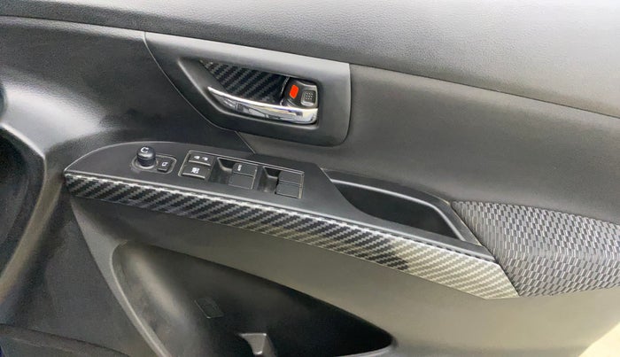 2018 Maruti S Cross ZETA 1.3, Diesel, Manual, 77,423 km, Driver Side Door Panels Control