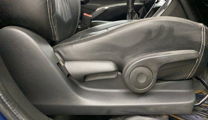 2018 Maruti S Cross ZETA 1.3, Diesel, Manual, 77,423 km, Driver Side Adjustment Panel