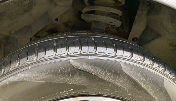 2018 Maruti S Cross ZETA 1.3, Diesel, Manual, 77,423 km, Left Front Tyre Tread