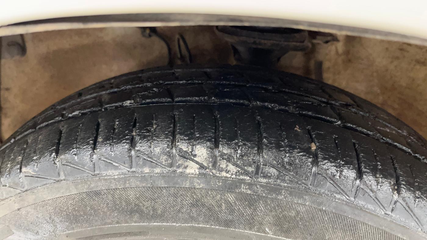 2021 Maruti Alto VXI, Petrol, Manual, 44,343 km, Left Front Tyre Tread