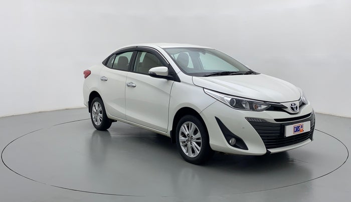 2018 Toyota YARIS VX CVT, Petrol, Automatic, 36,895 km, Right Front Diagonal