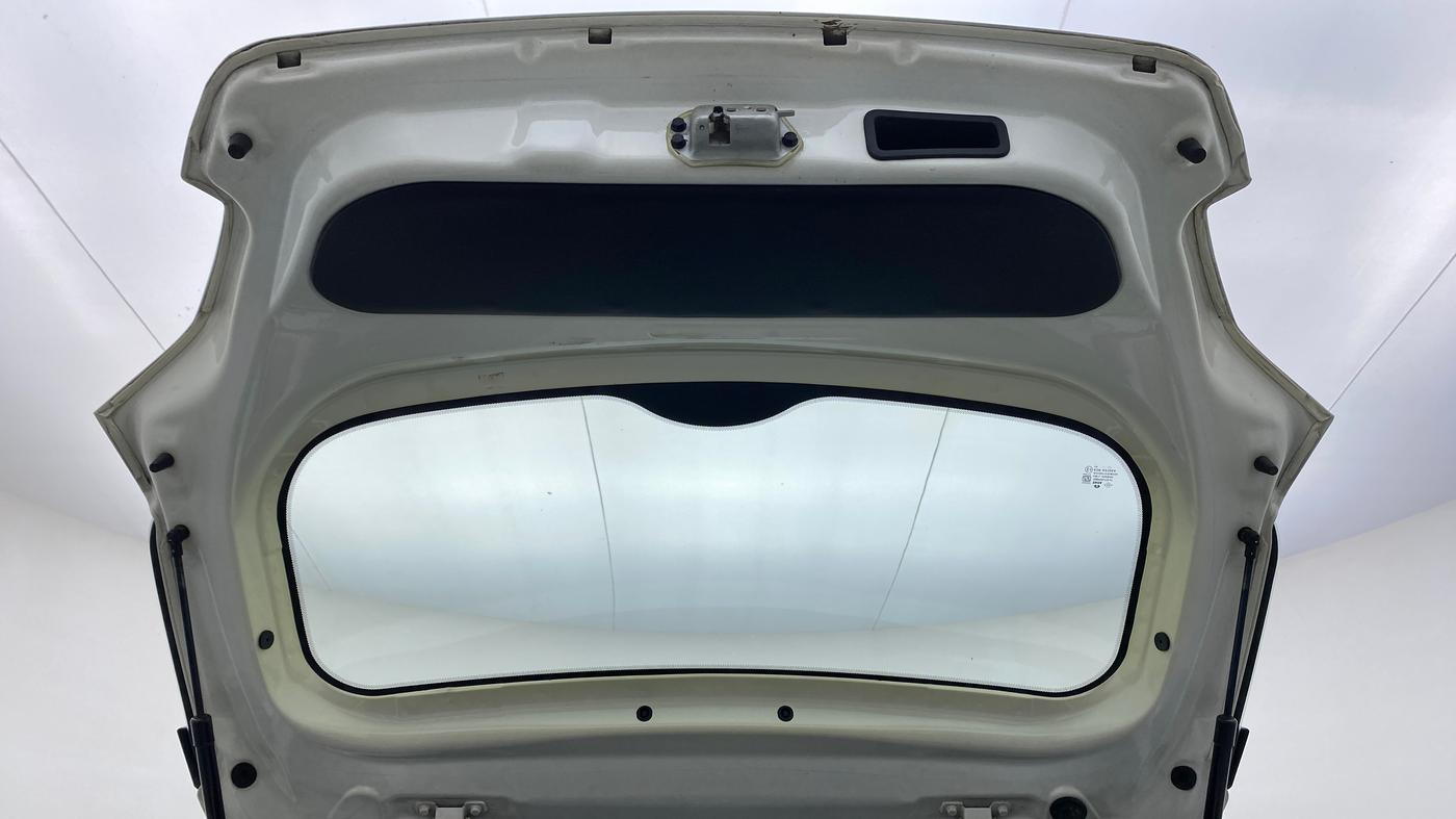 2017 Tata Tiago XM 1.2 REVOTRON, Petrol, Manual, 27,778 km, Boot Door Open