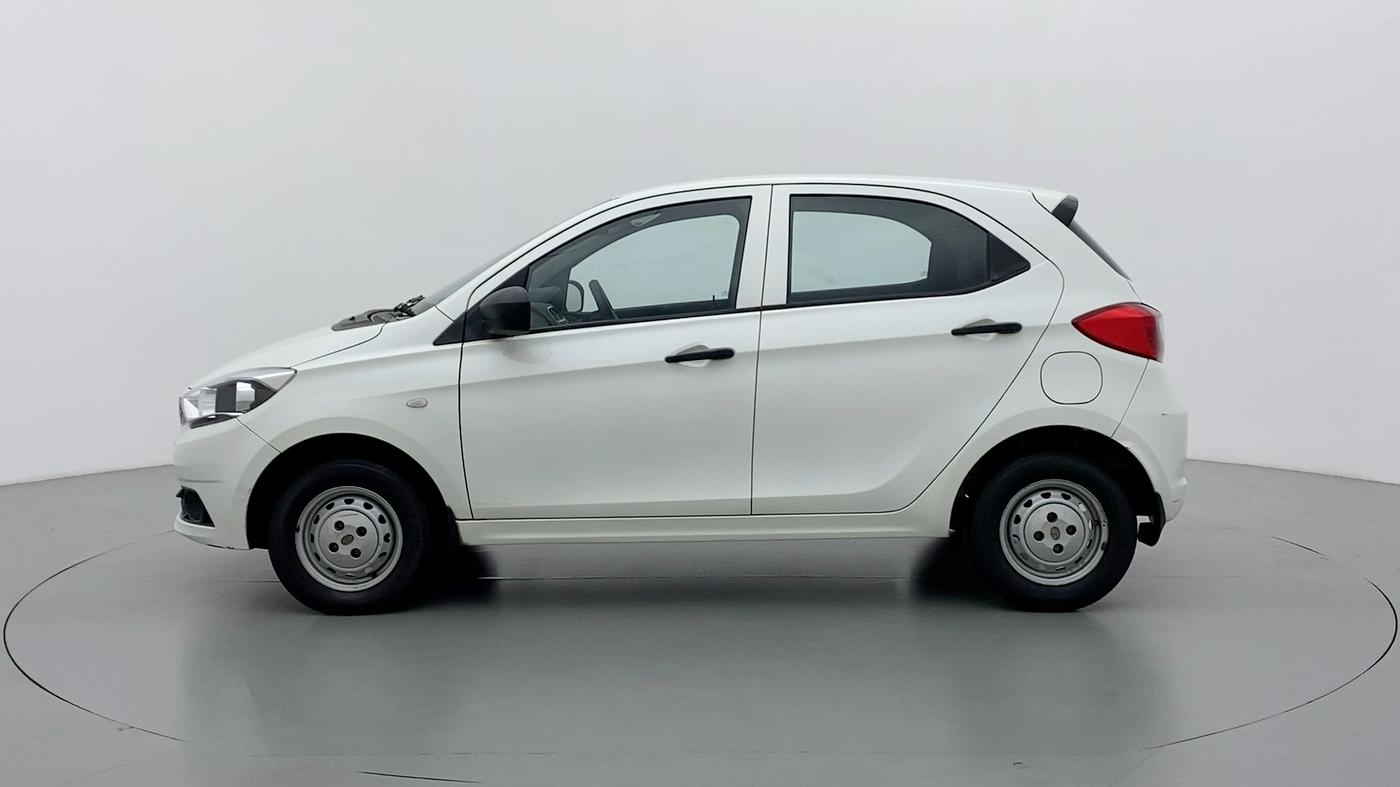 2017 Tata Tiago XM 1.2 REVOTRON, Petrol, Manual, 27,778 km, Left Side