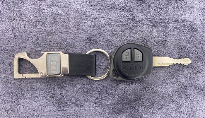 2020 Maruti Ertiga VXI SHVS, Petrol, Manual, 7,759 km, Key Close Up