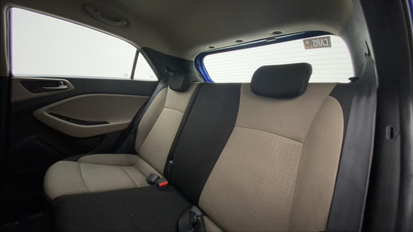 2014 Hyundai Elite i20 ASTA 1.2, Petrol, Manual, 1,12,325 km, Right Side Rear Door Cabin
