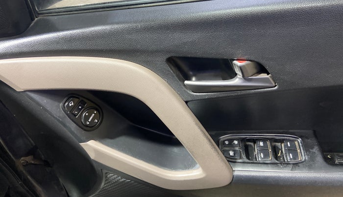 2016 Hyundai Creta SX 1.6 DIESEL, Diesel, Manual, 82,154 km, Driver Side Door Panels Control