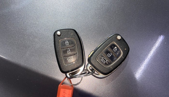 2016 Hyundai Creta SX 1.6 DIESEL, Diesel, Manual, 82,154 km, Key Close Up