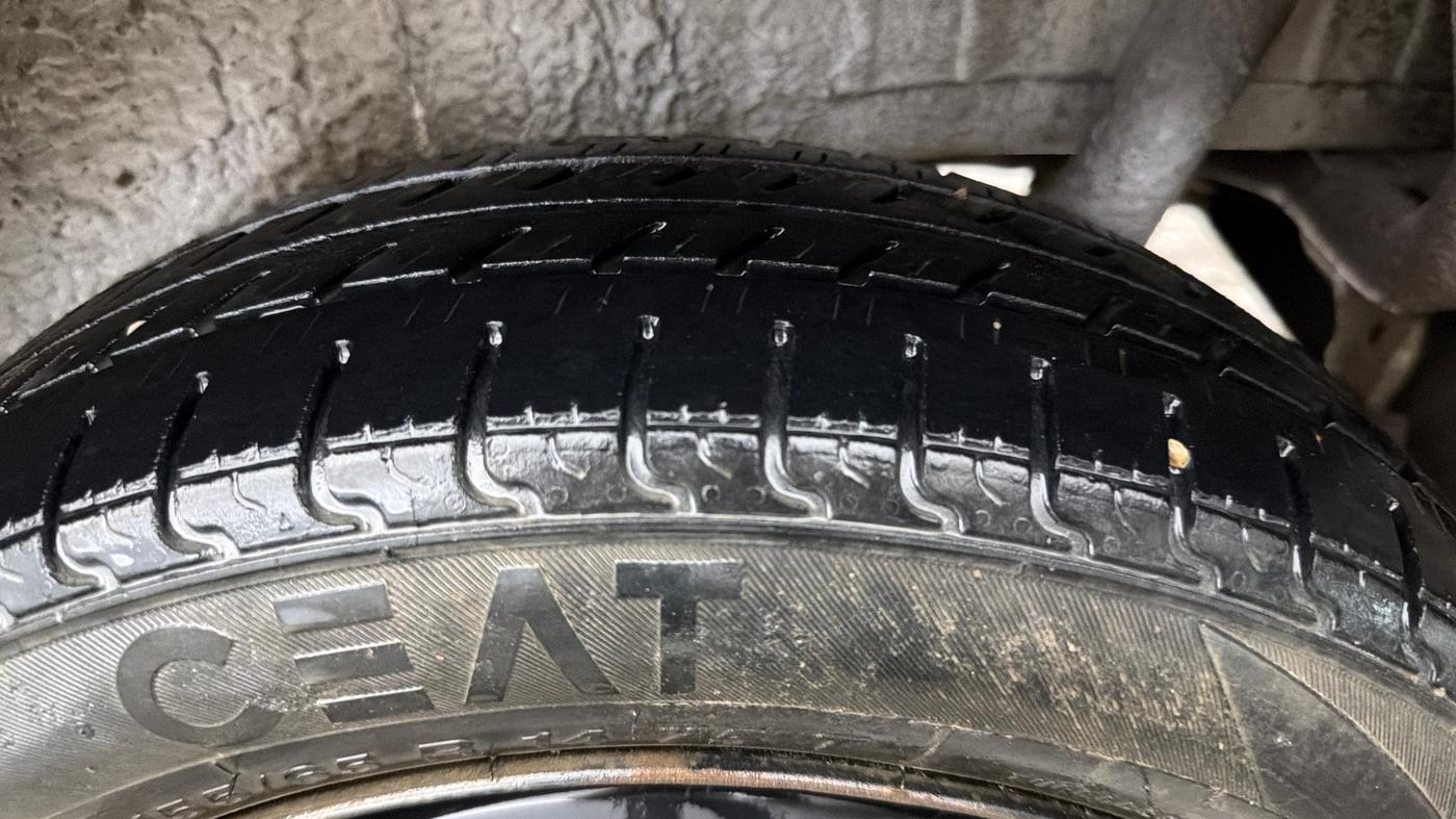 2018 Maruti Wagon R 1.0 VXI, Petrol, Manual, 70,752 km, Left Rear Tyre Tread