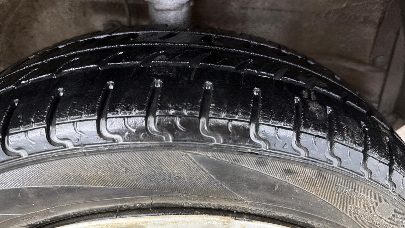 2018 Maruti Wagon R 1.0 VXI, Petrol, Manual, 70,752 km, Right Front Tyre Tread