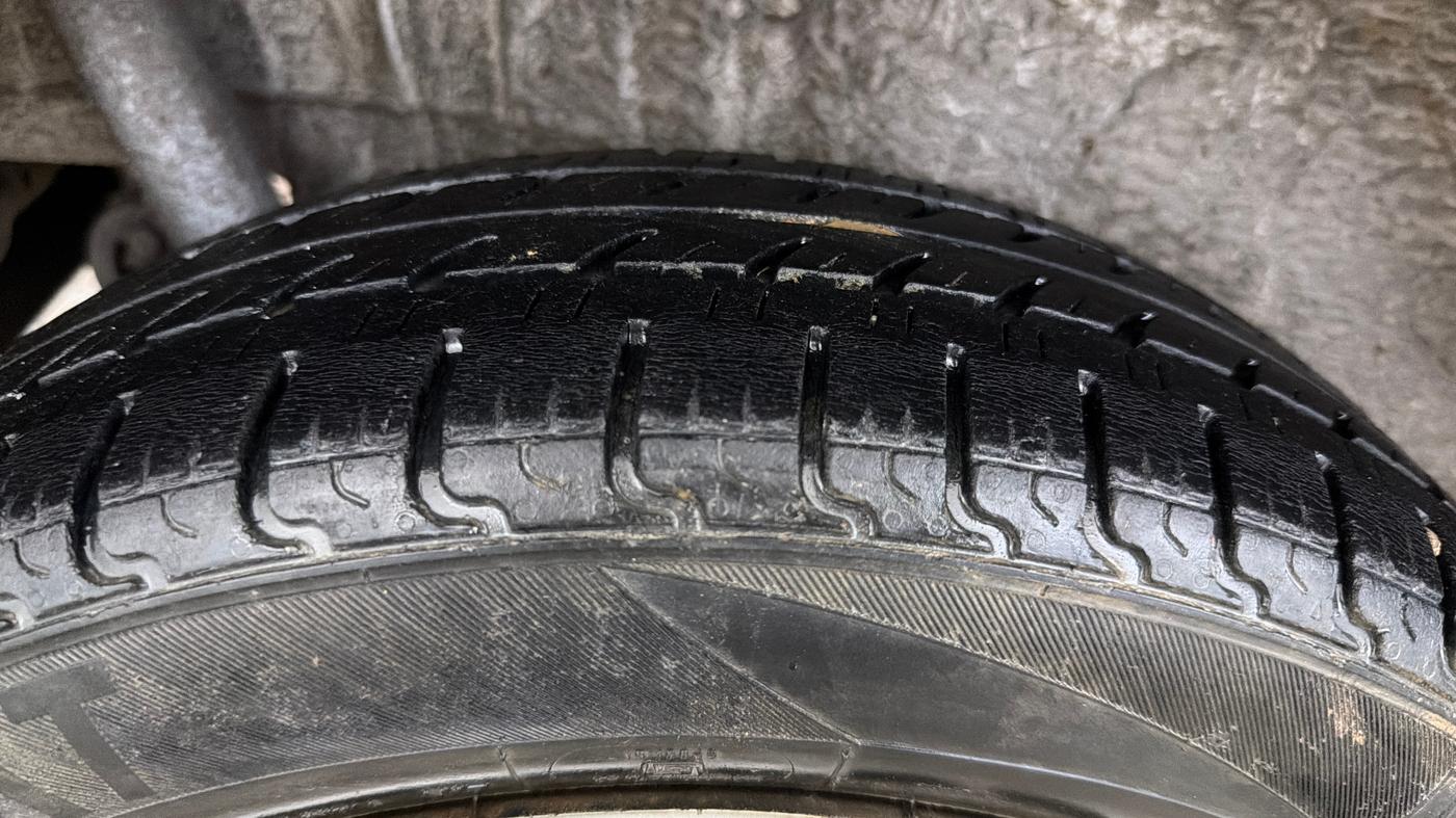 2018 Maruti Wagon R 1.0 VXI, Petrol, Manual, 70,752 km, Right Rear Tyre Tread