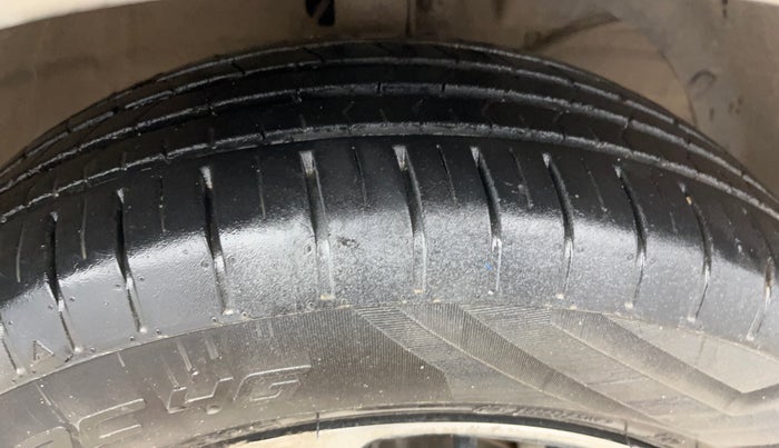 2019 Maruti Swift ZXI PLUS AMT, Petrol, Automatic, 55,870 km, Right Front Tyre Tread