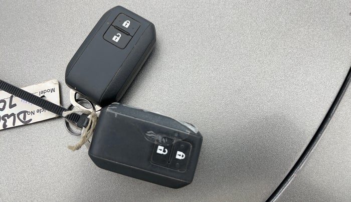 2019 Maruti Swift ZXI PLUS AMT, Petrol, Automatic, 55,870 km, Key Close Up