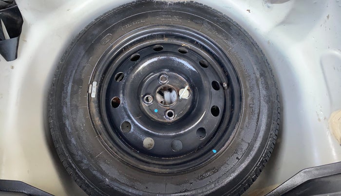 2015 Maruti Swift VXI, Petrol, Manual, 47,998 km, Spare Tyre