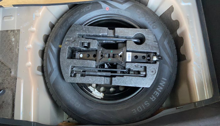 2021 Skoda KUSHAQ AMBITION 1.0L TSI AT, Petrol, Automatic, 64,270 km, Spare Tyre