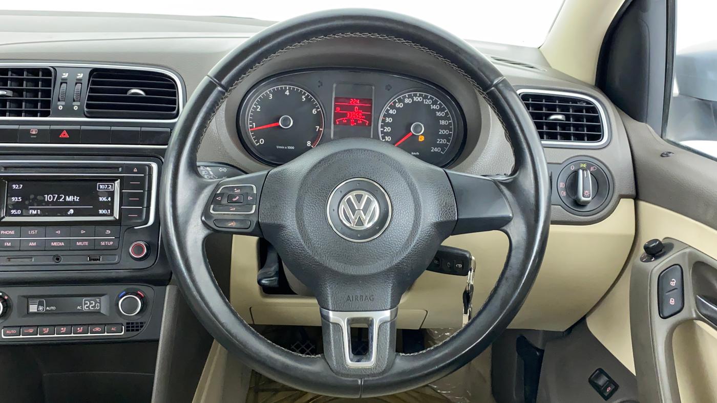 2012 Volkswagen Vento HIGHLINE PETROL, Petrol, Manual, 32,933 km, Steering Wheel Close Up