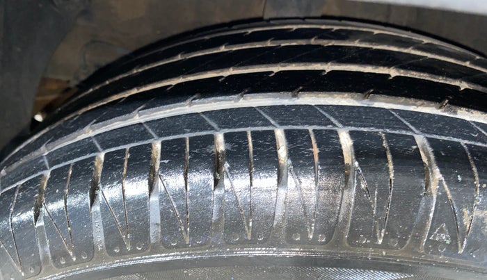 2021 KIA SONET HTX 1.0 IMT, Petrol, Manual, 27,603 km, Right Rear Tyre Tread