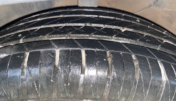 2021 KIA SONET HTX 1.0 IMT, Petrol, Manual, 27,603 km, Left Front Tyre Tread