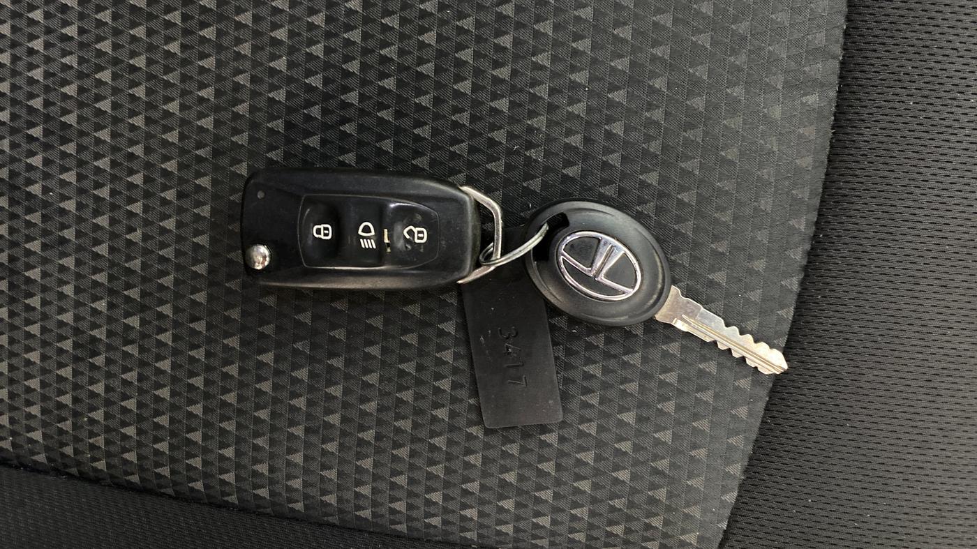 2018 Tata TIGOR XT PETROL, Petrol, Manual, 52,052 km, Key Close Up