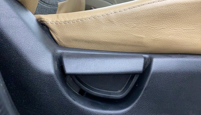 2019 Hyundai NEW SANTRO SPORTZ AMT, Petrol, Automatic, 29,584 km, Driver Side Adjustment Panel