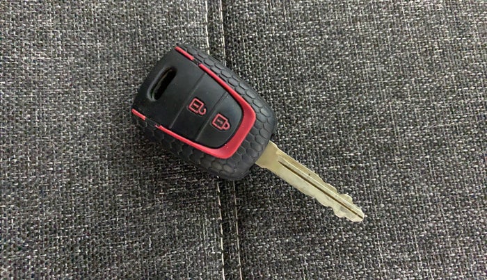 2019 Hyundai NEW SANTRO SPORTZ AMT, Petrol, Automatic, 29,584 km, Key Close Up