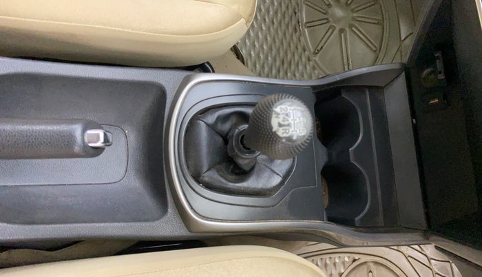 2015 Honda City 1.5L I-VTEC SV, Petrol, Manual, 71,525 km, Gear Lever