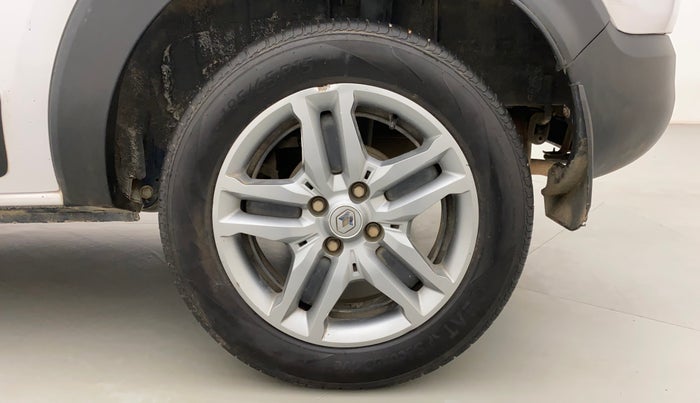 2020 Renault TRIBER RXZ, Petrol, Manual, 52,442 km, Left Rear Wheel