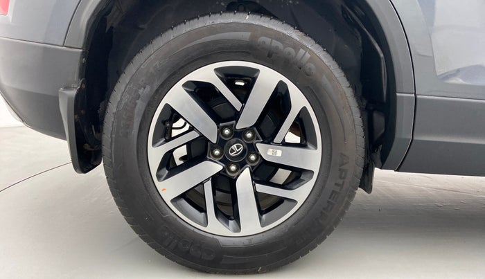 2021 Tata Harrier XZ +, Diesel, Manual, 19,478 km, Right Rear Wheel