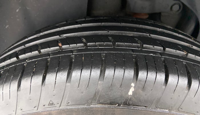 2021 Tata Harrier XZ +, Diesel, Manual, 19,478 km, Right Rear Tyre Tread
