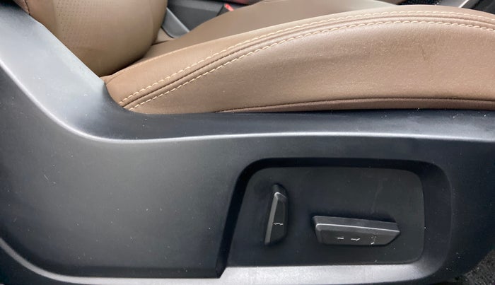 2021 Tata Harrier XZ +, Diesel, Manual, 19,478 km, Driver Side Adjustment Panel