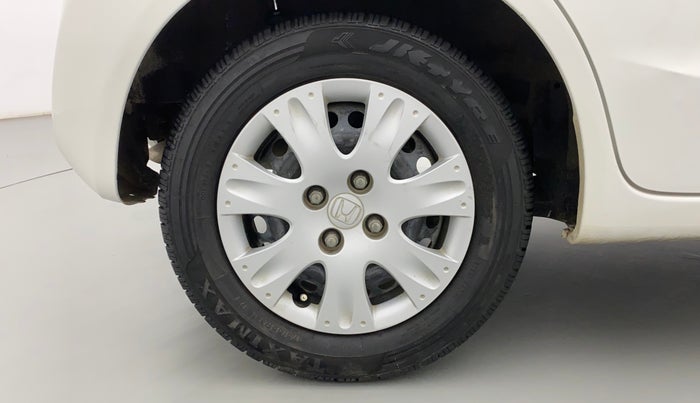 2015 Honda Brio S MT, Petrol, Manual, 1,11,585 km, Right Rear Wheel