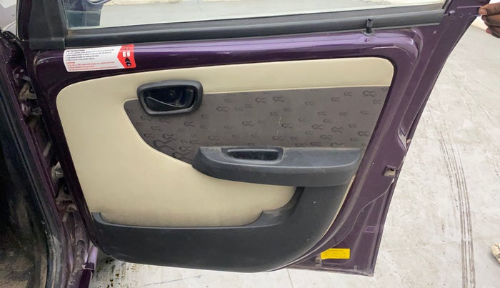 2017 Tata Nano TWIST XTA, Petrol, Automatic, 31,661 km, Driver Side Door Panels Control