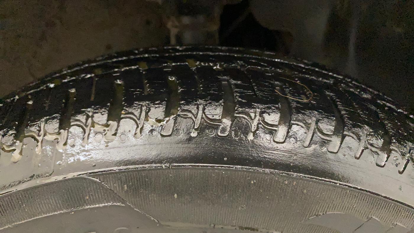 2017 Tata Nano TWIST XTA, Petrol, Automatic, 31,661 km, Right Front Tyre Tread