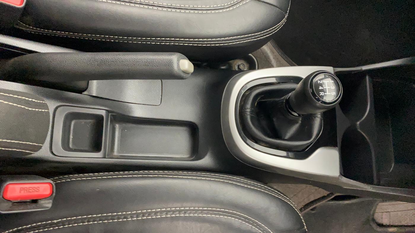 2019 Honda WR-V 1.2L I-VTEC VX MT, Petrol, Manual, 25,231 km, Gear Lever