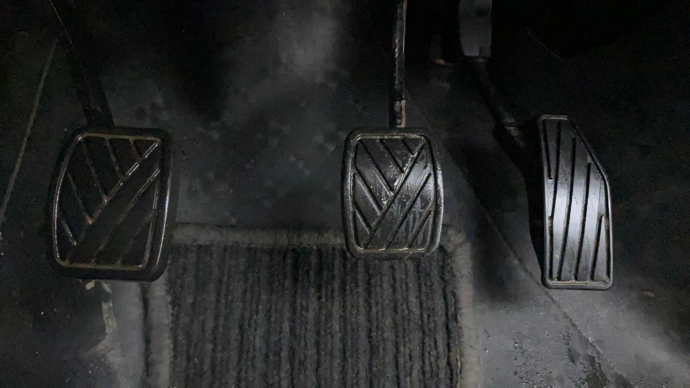 2021 Maruti XL6 ZETA MT, Petrol, Manual, 37,511 km, Pedals