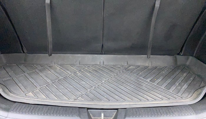 2021 Maruti XL6 ZETA MT, Petrol, Manual, 37,511 km, Boot Inside