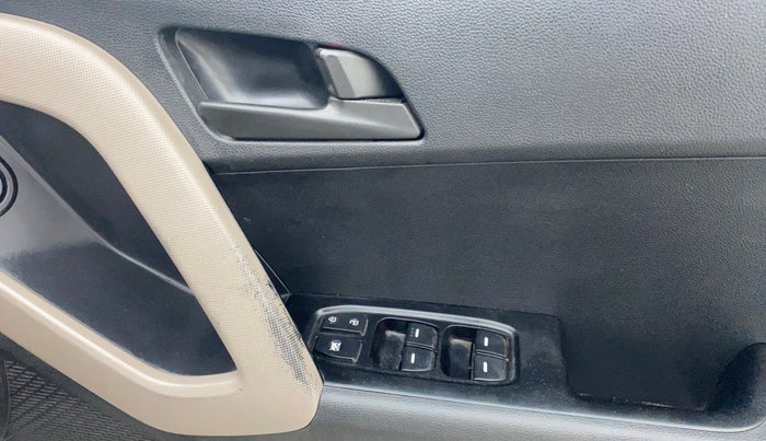 2017 Hyundai Creta E PLUS 1.6 PETROL, Petrol, Manual, 51,039 km, Driver Side Door Panels Control