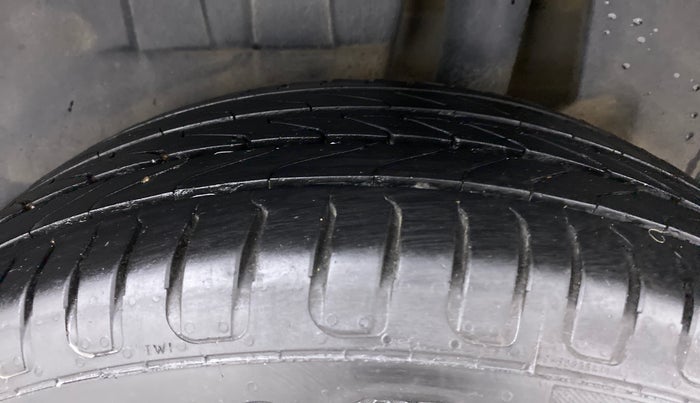 2017 Maruti Dzire ZXI Plus AMT, Petrol, Automatic, 90,768 km, Left Rear Tyre Tread