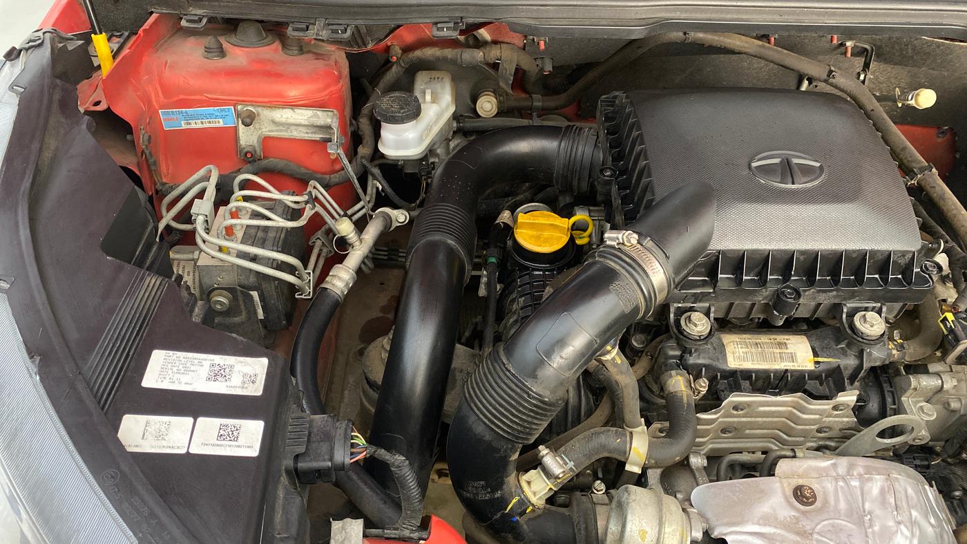 2021 Tata NEXON XZ PLUS PETROL, Petrol, Manual, 65,514 km, Engine View - Right