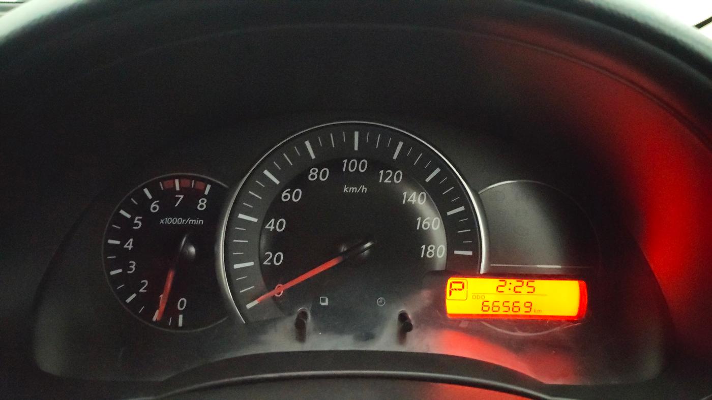 2016 Nissan Micra XV CVT, Petrol, Automatic, 66,542 km, Odometer Image