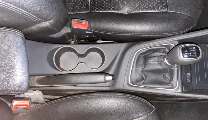 2021 Hyundai Verna SX 1.5 VTVT, Petrol, Manual, 21,508 km, Gear Lever