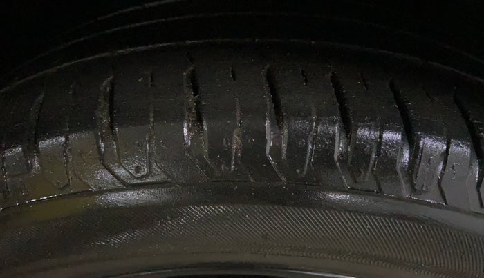 2021 Hyundai Verna SX 1.5 VTVT, Petrol, Manual, 21,508 km, Right Front Tyre Tread