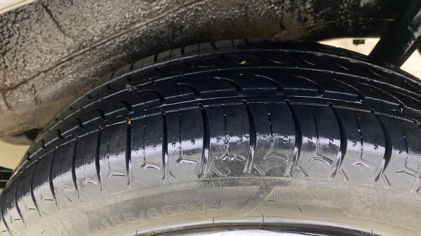 2016 Maruti Wagon R 1.0 VXI AMT, Petrol, Automatic, 52,915 km, Left Rear Tyre Tread