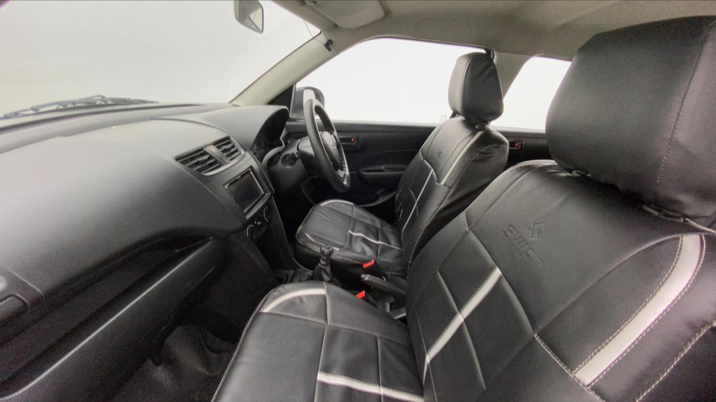2013 Maruti Swift LXI, Petrol, Manual, 44,639 km, Right Side Front Door Cabin