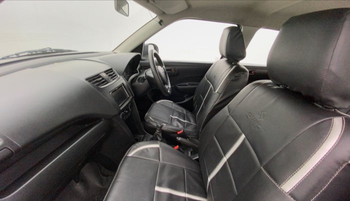 2013 Maruti Swift LXI, Petrol, Manual, 44,639 km, Right Side Front Door Cabin
