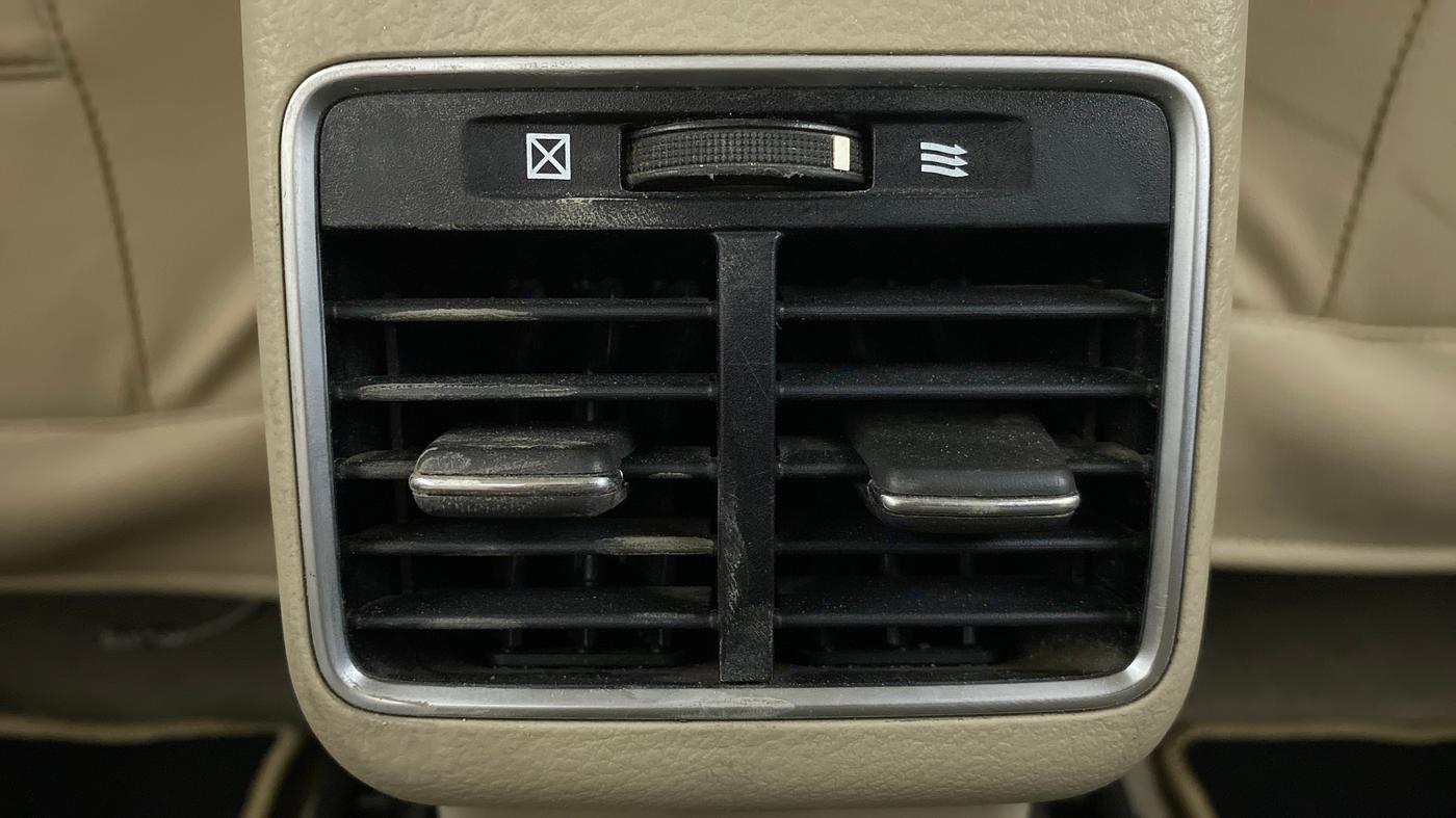 2015 Maruti Ciaz ZDI+ SHVS, Diesel, Manual, 57,600 km, Rear AC Vents