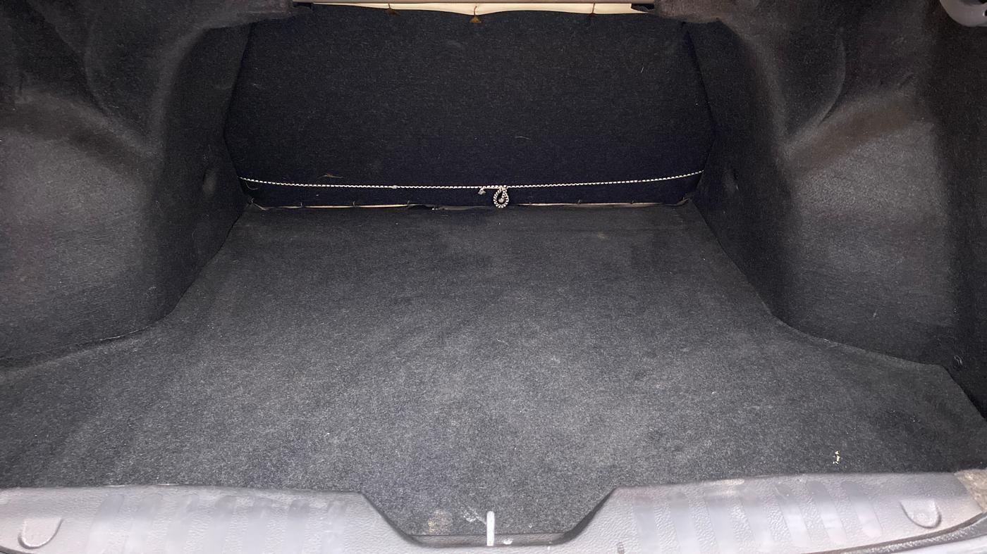 2015 Maruti Ciaz ZDI+ SHVS, Diesel, Manual, 57,600 km, Boot Inside