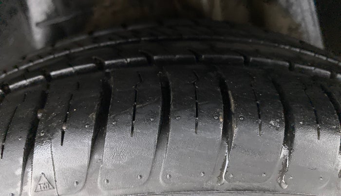 2019 Ford Figo Aspire 1.2 Trend+ Petrol, CNG, Manual, 8,611 km, Left Rear Tyre Tread
