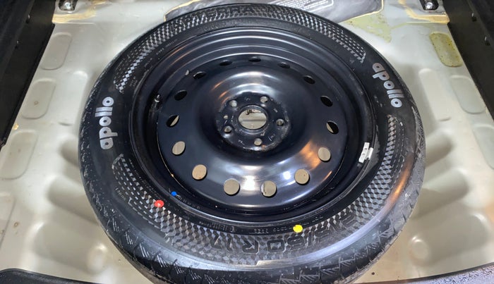 2022 Maruti Grand Vitara ALPHA SMART HYBRID, Petrol, Manual, 38,345 km, Spare Tyre